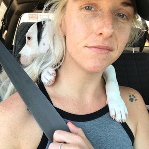 Meet your Posher, Dana